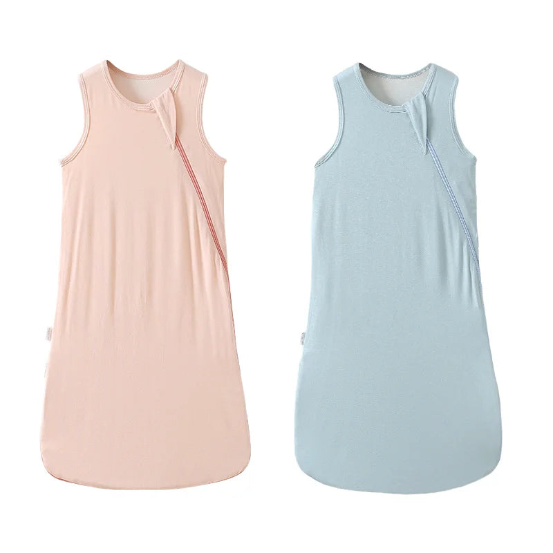 Ultra-Soft 0.5 TOG Newborn Baby Sleeping Bag Breathable Bamboo & Cotton Layers Zipper Closure Plus Size Sleep Sack for Summer