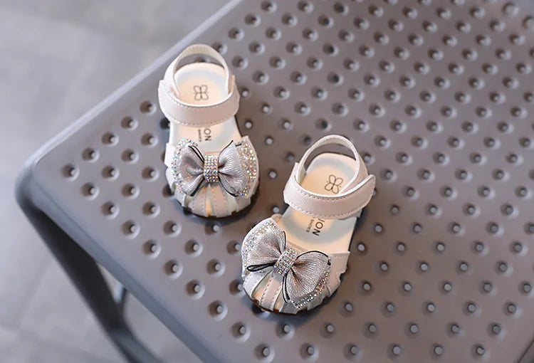 2025 Summer Bow Rhinestone Princess Sandals for Baby Girls Soft Lightweight Toddler Shoes Breathability