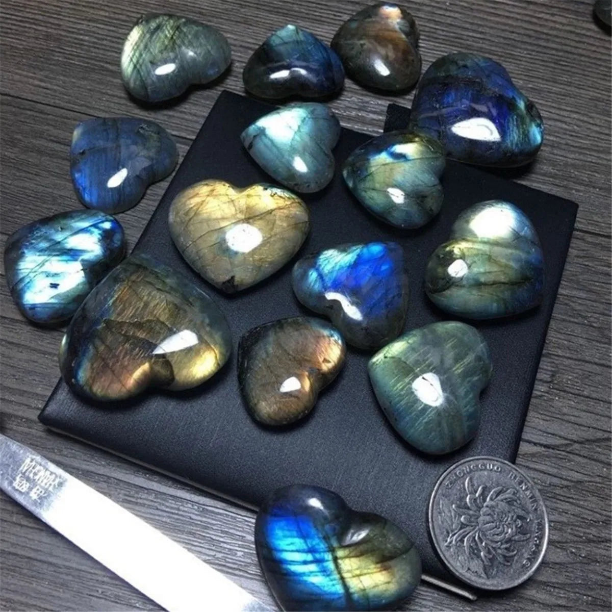 Madagascar Quartz Labradorite Natural Crystal Gemstones Rock Polished Heart Shape Pendants Stone