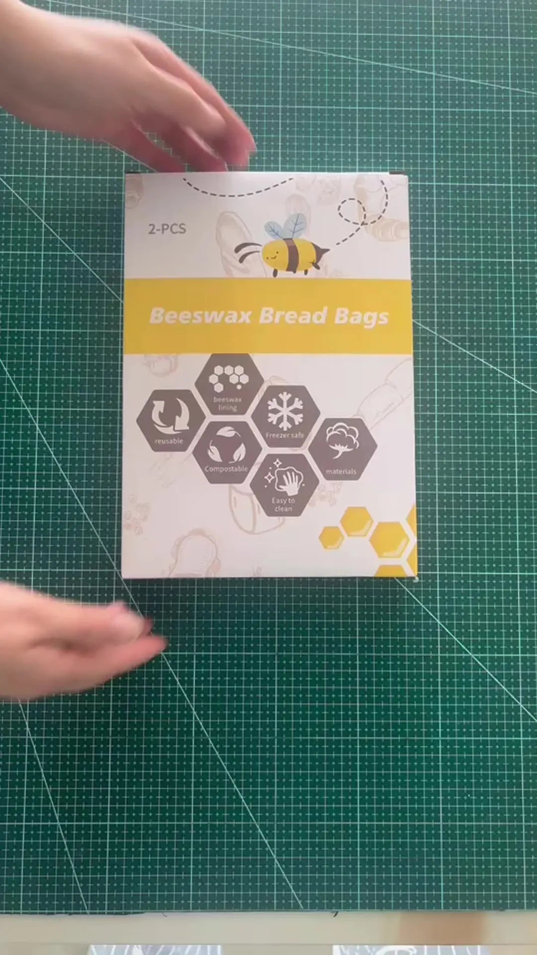 Reusable Fashion Cartoon Bread Shopping Bag with Organic Beeswax Cotton Linen for Homemade Sourdough Storage & Fresh Keeping