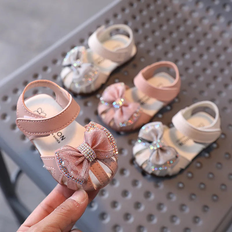 2025 Summer Bow Rhinestone Princess Sandals for Baby Girls Soft Lightweight Toddler Shoes Breathability