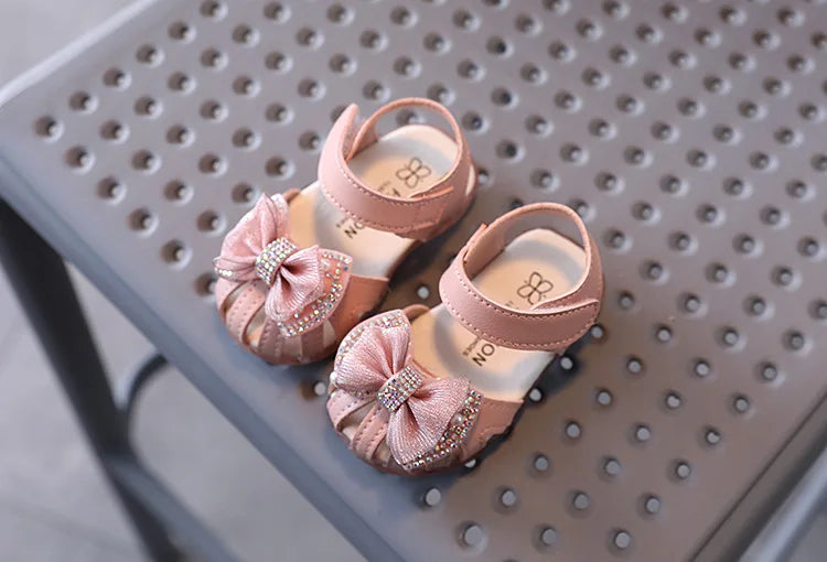 2025 Summer Bow Rhinestone Princess Sandals for Baby Girls Soft Lightweight Toddler Shoes Breathability