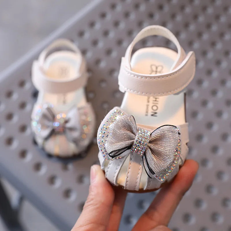 2025 Summer Bow Rhinestone Princess Sandals for Baby Girls Soft Lightweight Toddler Shoes Breathability
