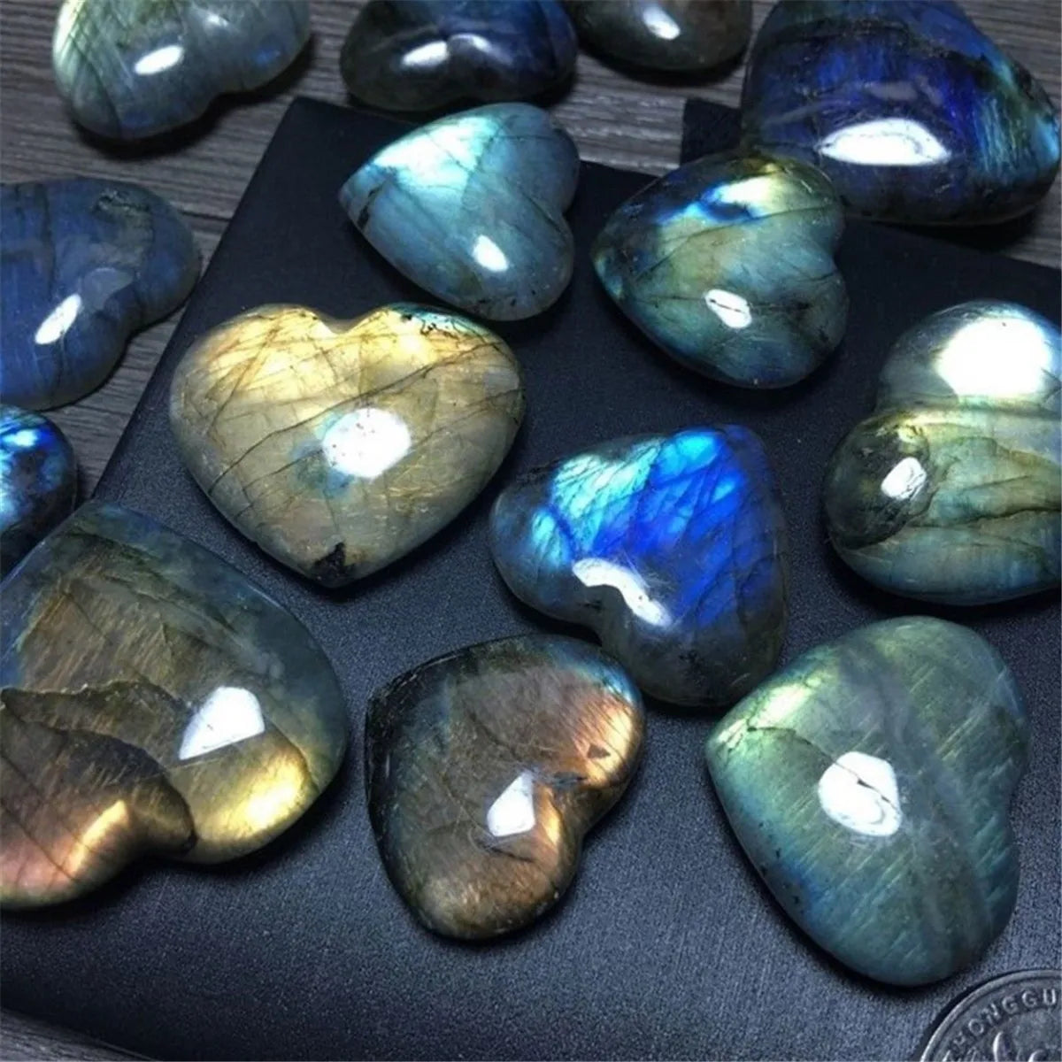Madagascar Quartz Labradorite Natural Crystal Gemstones Rock Polished Heart Shape Pendants Stone