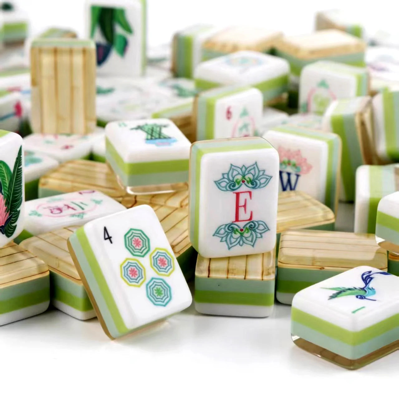 Luxury Foldable Acrylic Mahjong Set Bamboo Stripe Green Design 160 Pieces Durable Eco-Friendly for Family Gatherings Parties