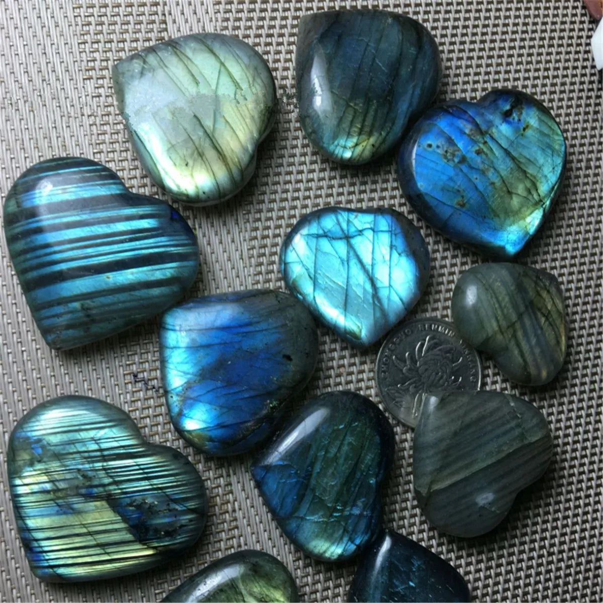 Madagascar Quartz Labradorite Natural Crystal Gemstones Rock Polished Heart Shape Pendants Stone