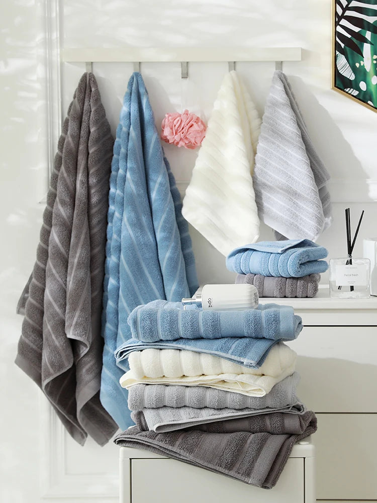 Selling Luxury Organic  Turkish TowelAbsorbent Bath Towel 70x140 Wholesale 100 Cotton Custom Hotel Bath Towels Washcloth