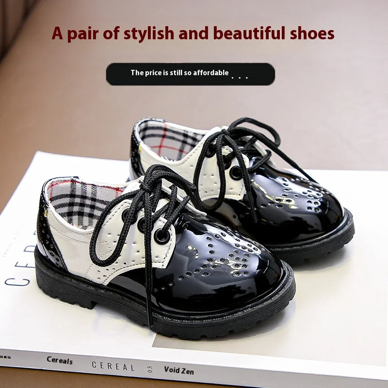 Children's Summer Winter Fashion Slip-On Dress Shoes Baby Hosts Performance Hollow Lace-Up Gright-Faced Boy's Girl's Magic