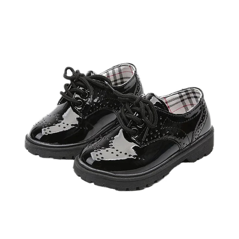 Children's Summer Winter Fashion Slip-On Dress Shoes Baby Hosts Performance Hollow Lace-Up Gright-Faced Boy's Girl's Magic