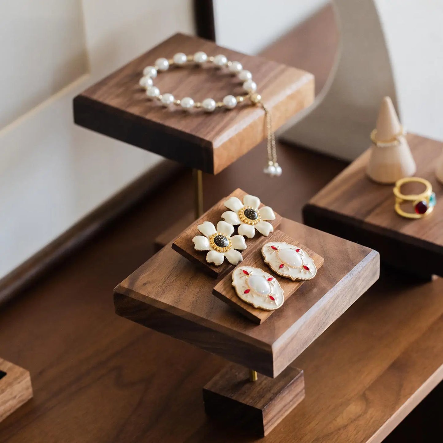 Wooden Earring & Bracelet Display Stand, Solid Wood Jewelry Storage Tray, Decorative Desktop Organizer & Photo Prop