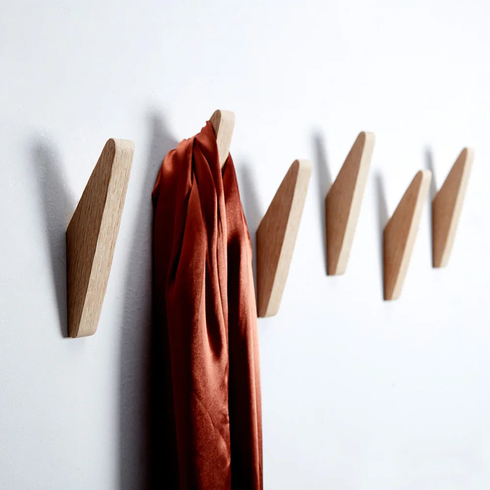 Natural Black Walnut Wood Hook Wall Key Decorative Holder Hook Clothes Robe Handbag Hanger Scarf Towel Hook Home Decorative Hook