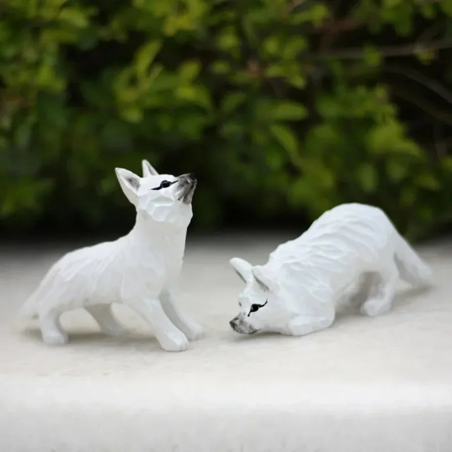 Modern Art Fox Wood Carving Ornaments Solid Wood Handicrafts Red White Foxes Home Decor Desk Decor Animal Figurine Statue