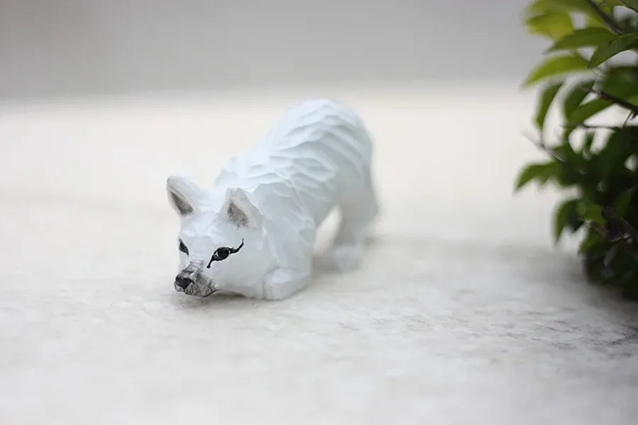 Modern Art Fox Wood Carving Ornaments Solid Wood Handicrafts Red White Foxes Home Decor Desk Decor Animal Figurine Statue