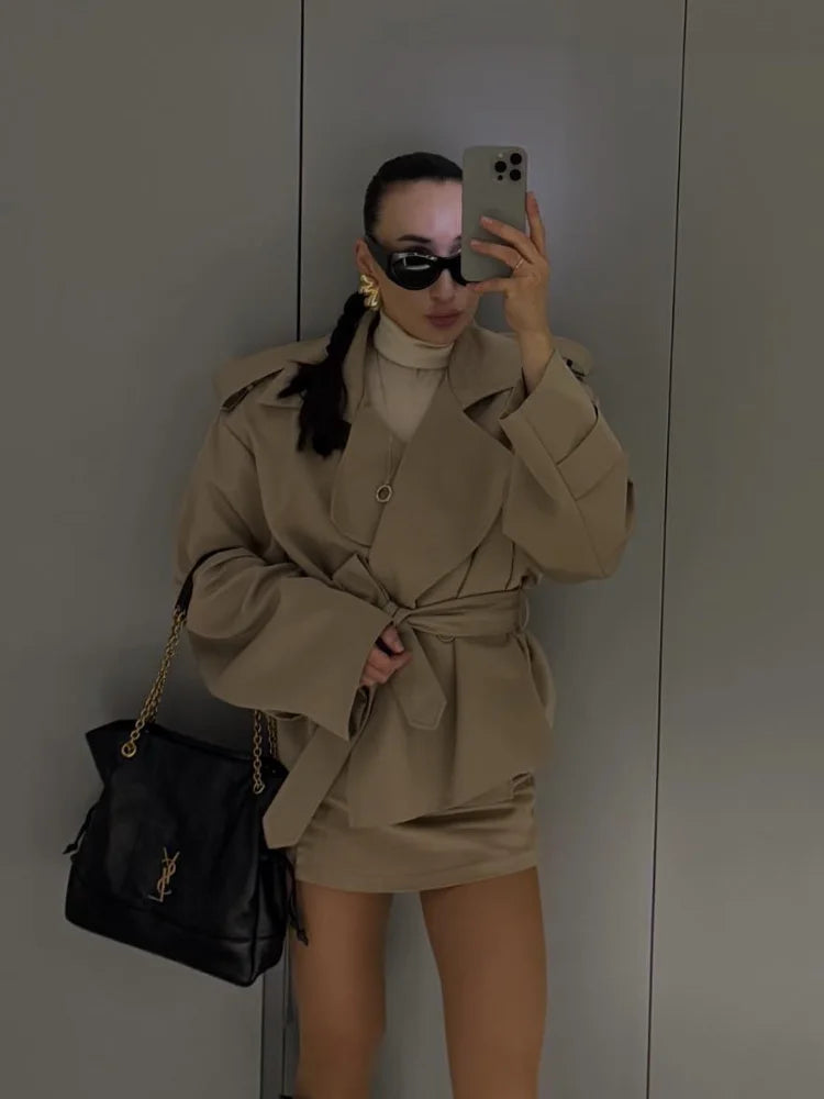 Women Lapel Lace Up Trench Coat Fashion Lace Up Full Sleeve Button Short Thin Windbreak 2026 New Lady Daily Street Outerwear