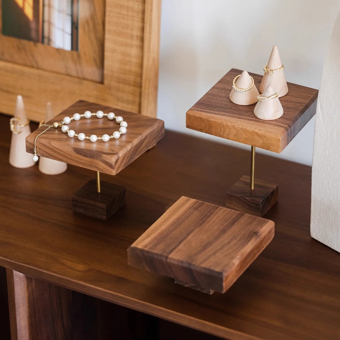 Wooden Earring & Bracelet Display Stand, Solid Wood Jewelry Storage Tray, Decorative Desktop Organizer & Photo Prop